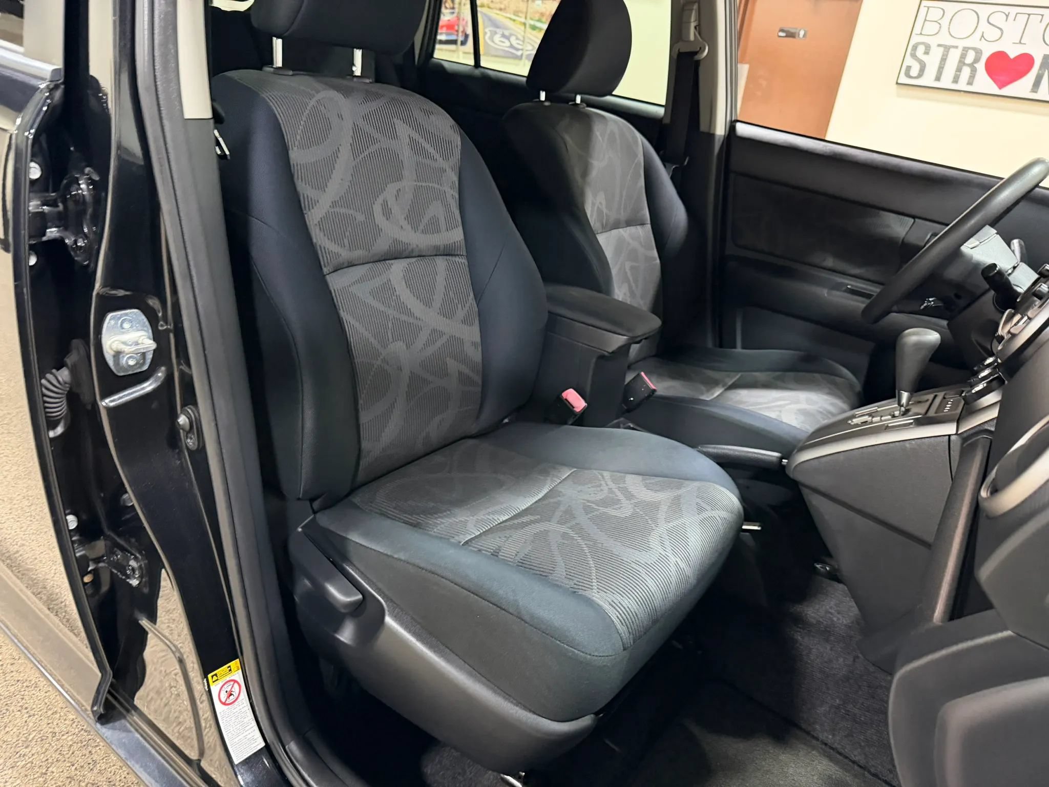 Used 2015 Scion xB FWD image 39
