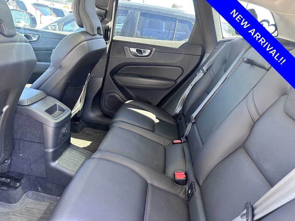 Used 2024 Volvo XC60 T8 Plus AWD/4WD image 12