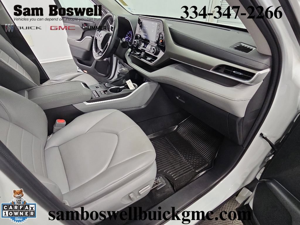 Used 2022 Toyota Highlander XLE FWD image 36