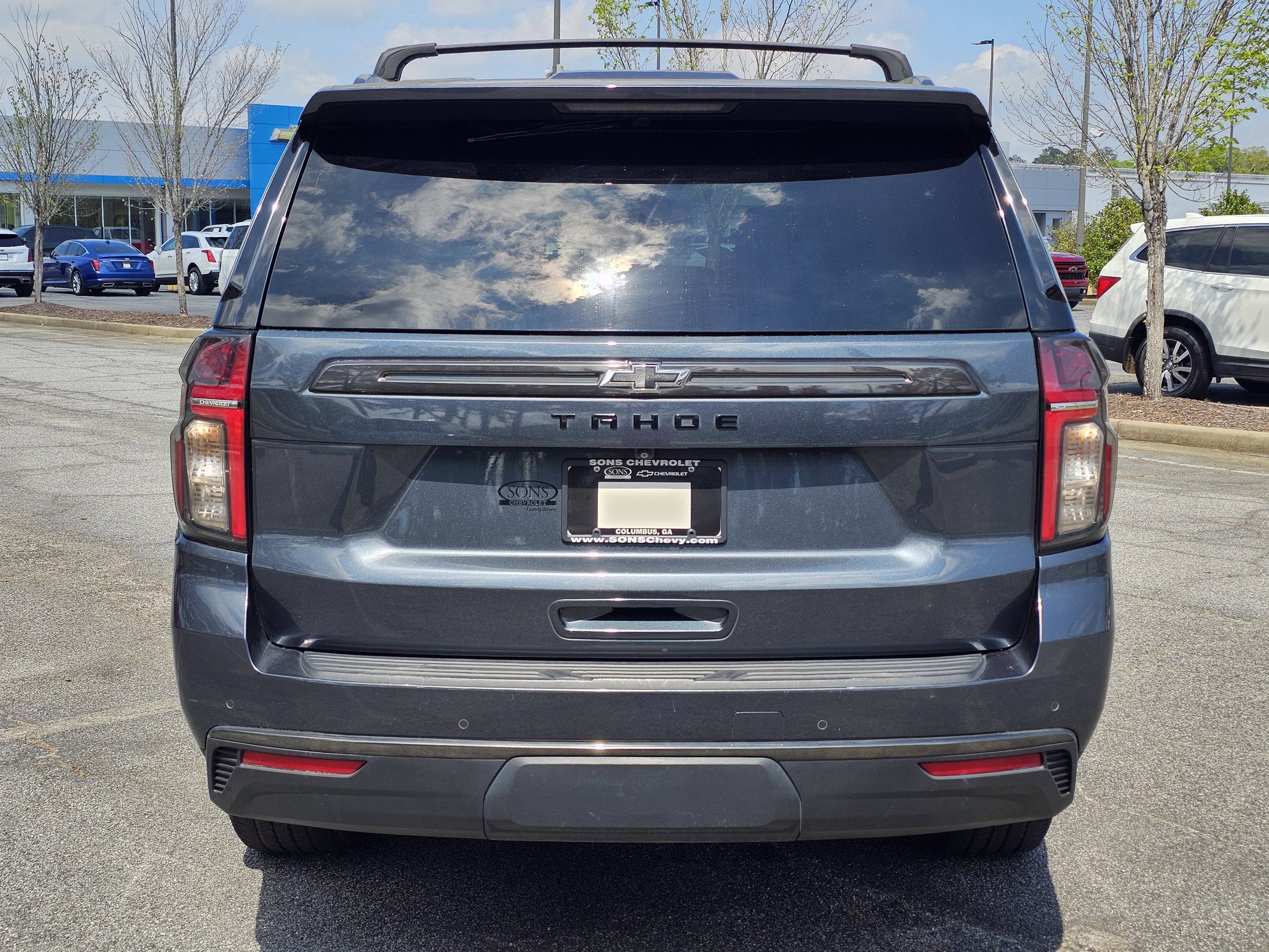 Used 2021 Chevrolet Tahoe Z71 w/ Z71 Off-Road Package image 11