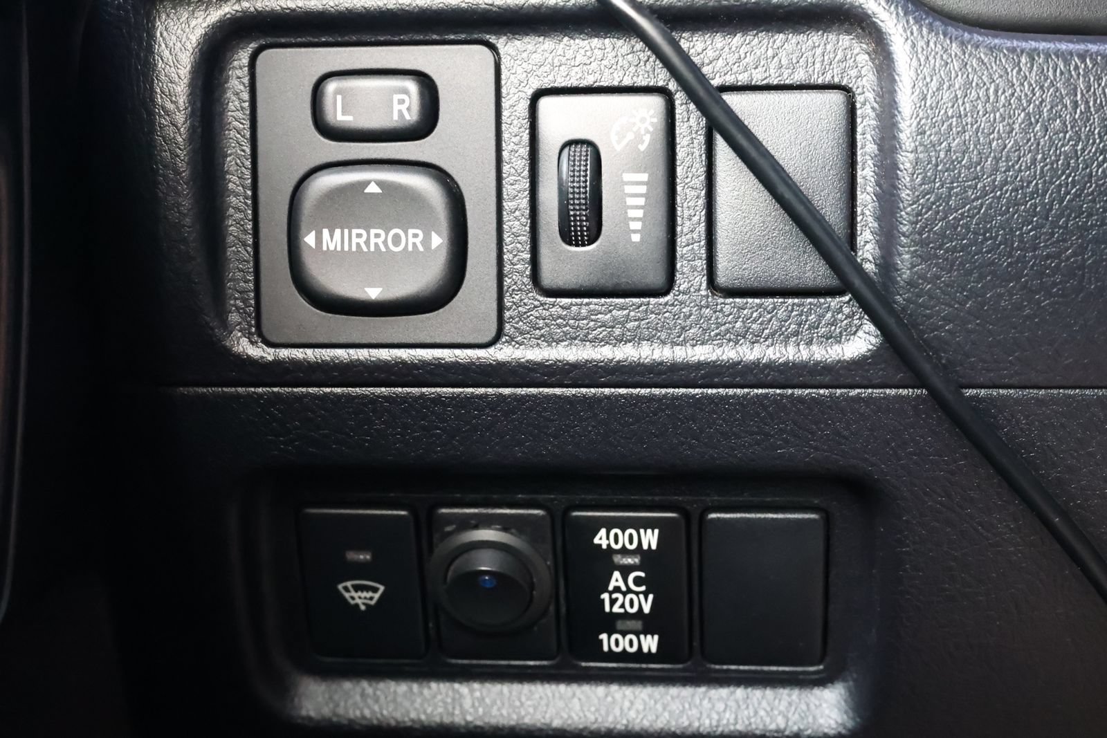 Used 2019 Toyota 4Runner TRD Off-Road AWD/4WD image 24