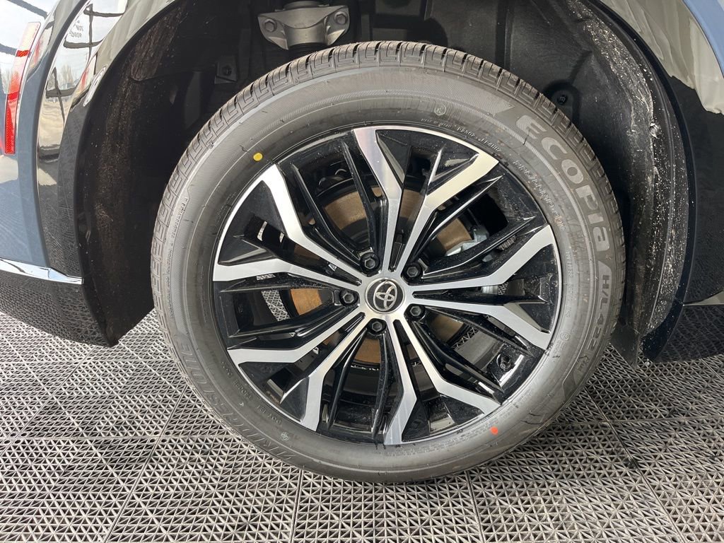 New 2026 Toyota Crown Signia image 23