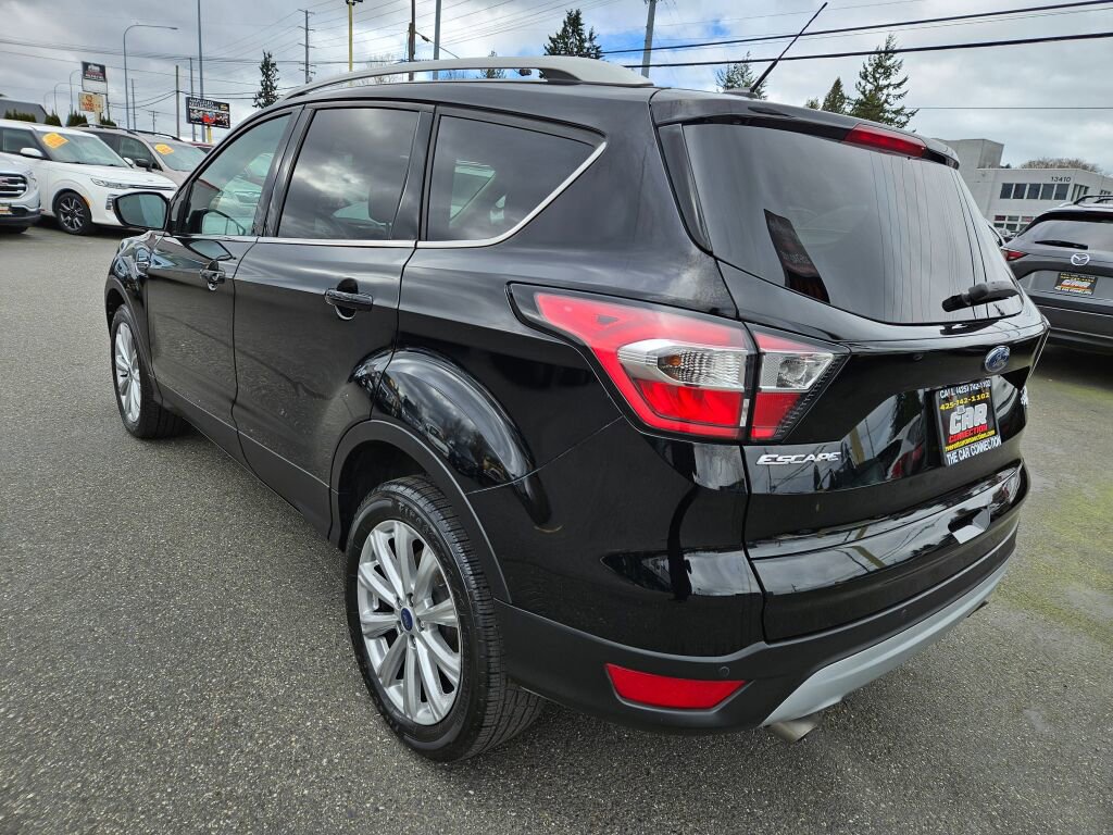 Used 2017 Ford Escape Titanium image 7