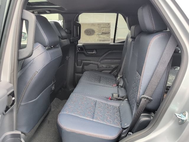 New 2026 Toyota 4Runner Platinum AWD/4WD image 31
