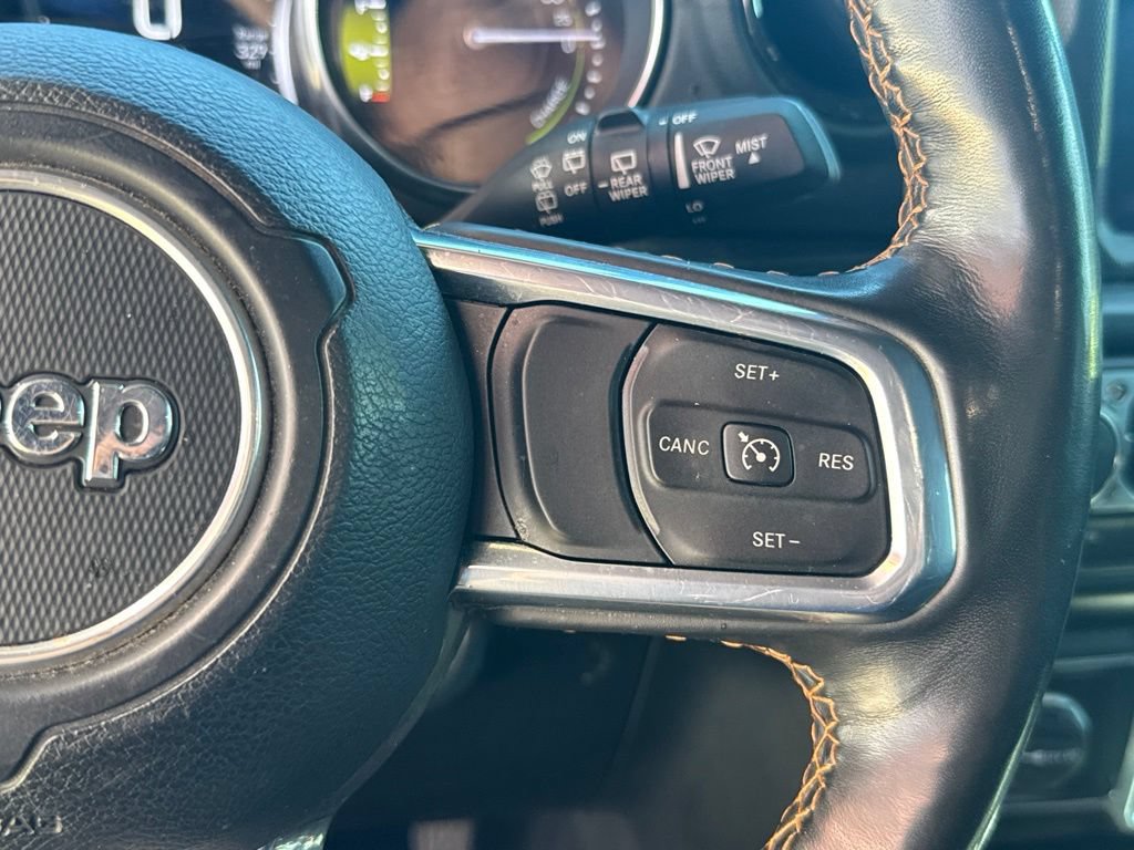 Used 2021 Jeep Wrangler Unlimited Sahara AWD/4WD image 38