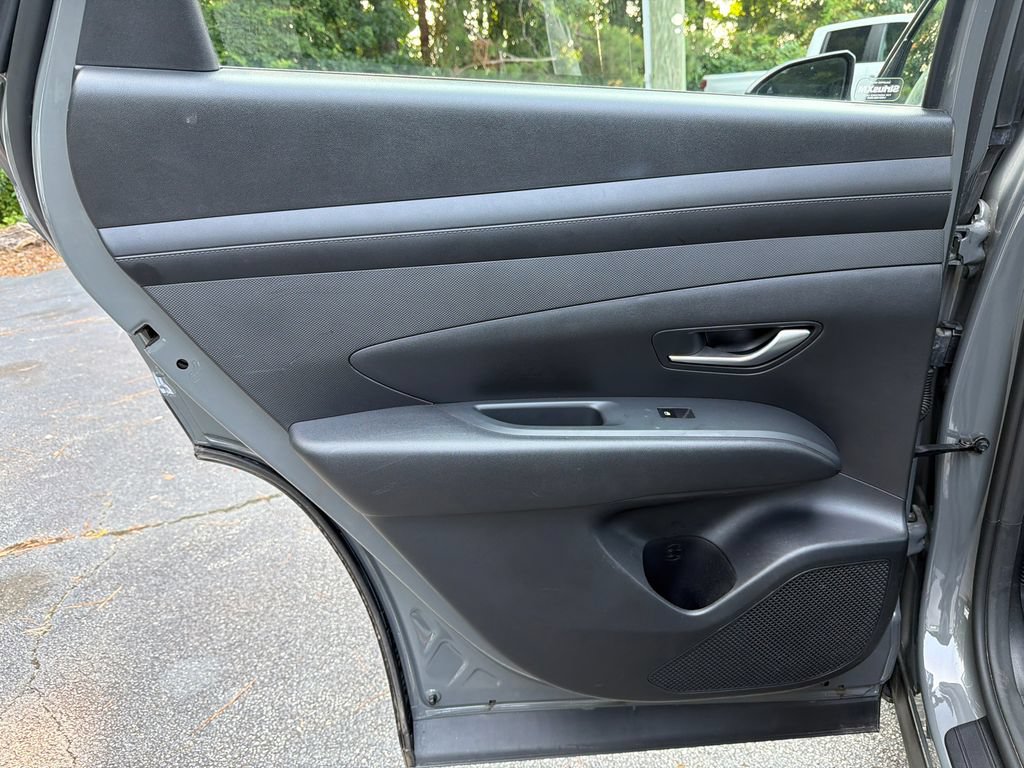 Used 2025 Hyundai Tucson SE FWD image 21