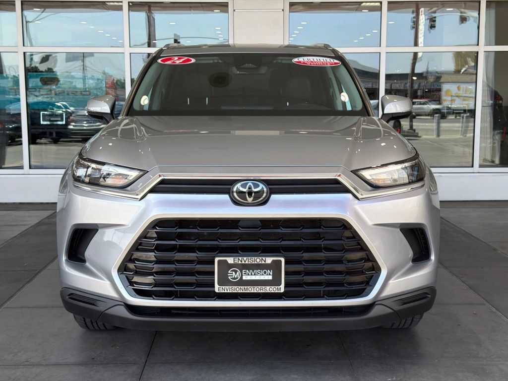 Certified 2024 Toyota Grand Highlander FWD image 5