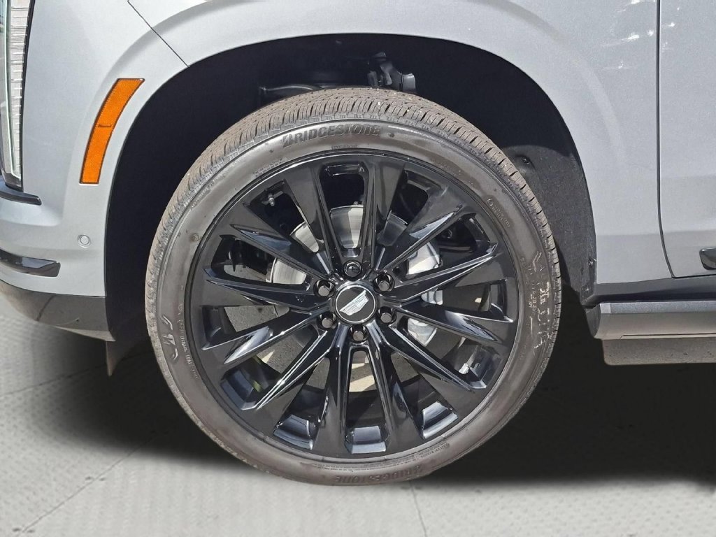 New 2026 Cadillac Escalade Platinum Sport w/ LPO, ONYX Package AWD/4WD image 33