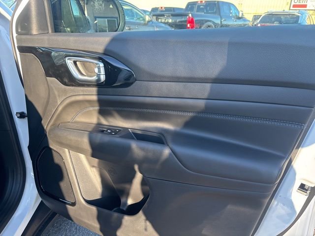 New 2026 Jeep Compass Latitude AWD/4WD image 9
