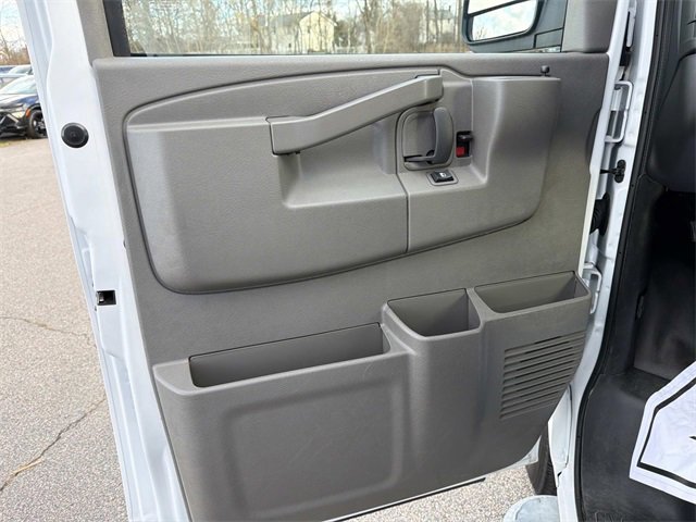 Used 2024 Chevrolet Express 2500 w/ Driver Convenience Package image 18