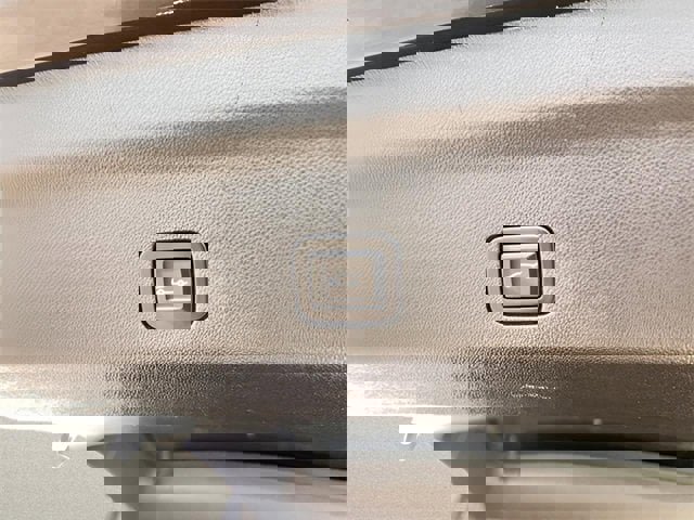 Used 2022 Chevrolet Tahoe LT w/ LT Signature Package image 13