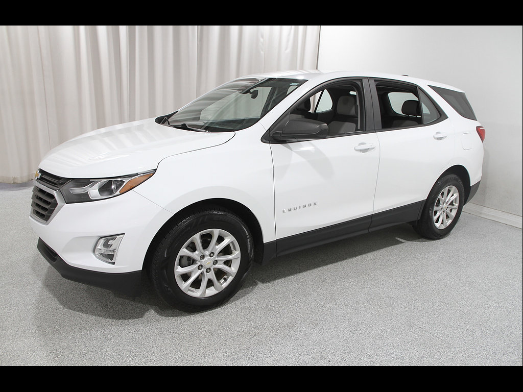 Used 2020 Chevrolet Equinox LS FWD image 3