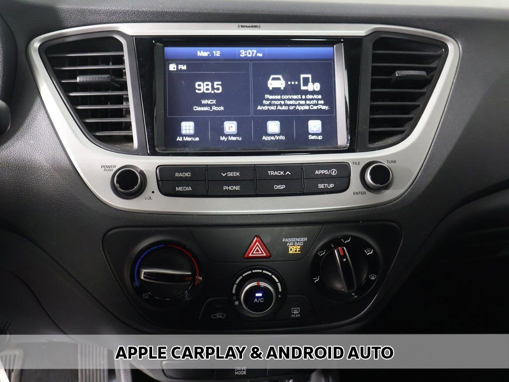 Used 2022 Hyundai Accent SEL image 4