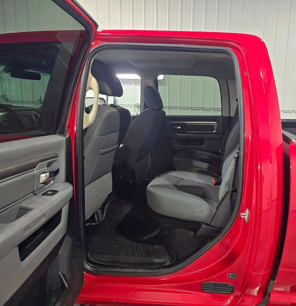 Used 2017 RAM 3500 Big Horn AWD/4WD image 9