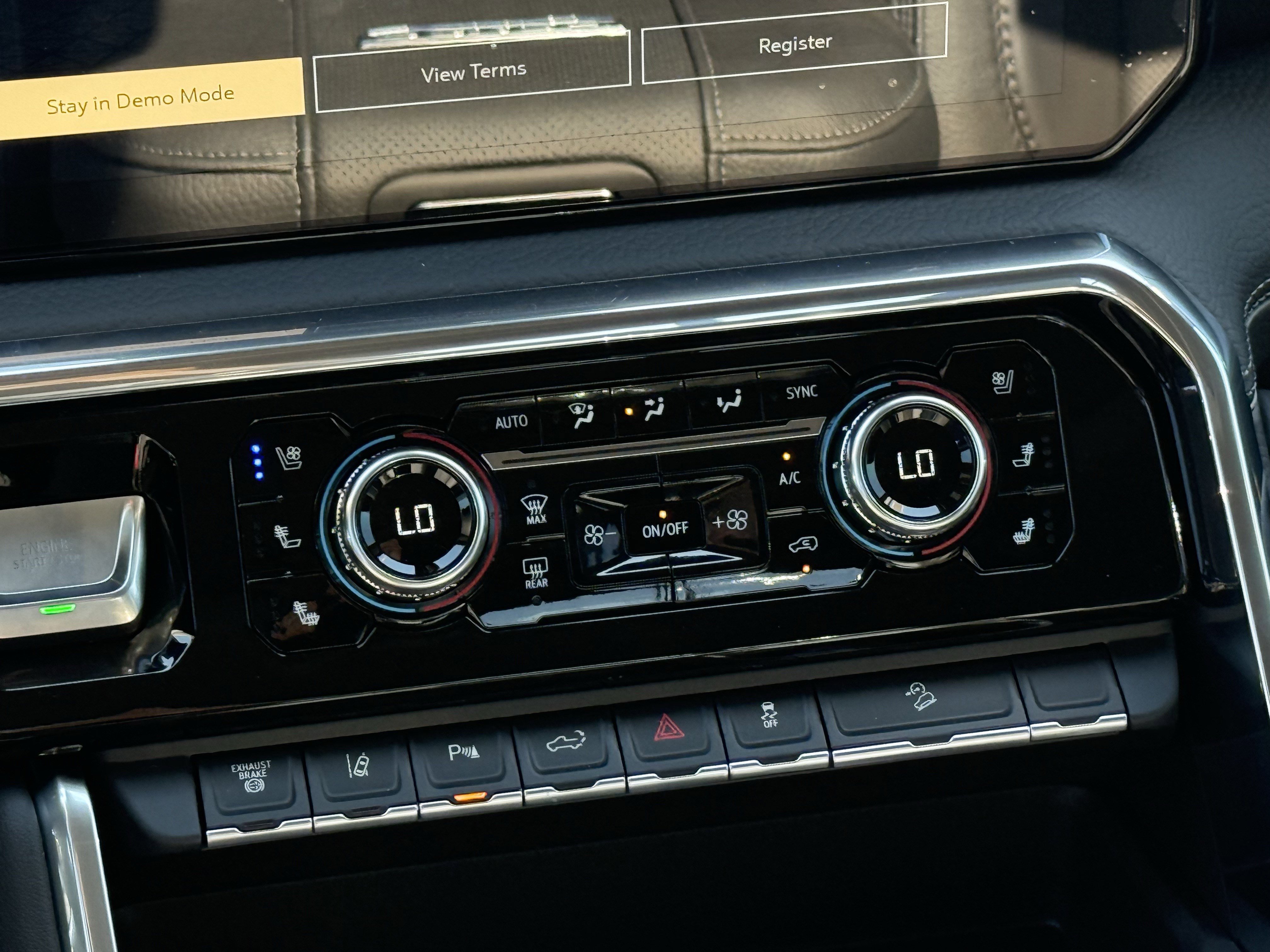 New 2026 GMC Sierra 2500 Denali w/ Denali Reserve Package image 14