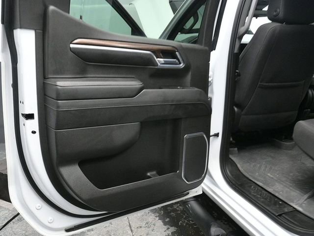 Used 2023 Chevrolet Silverado 1500 LT Trail Boss w/ Protection Package image 14