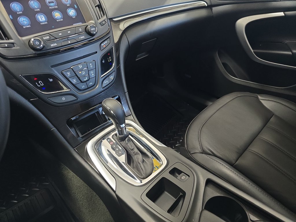 Used 2017 Buick Regal Premium FWD image 22