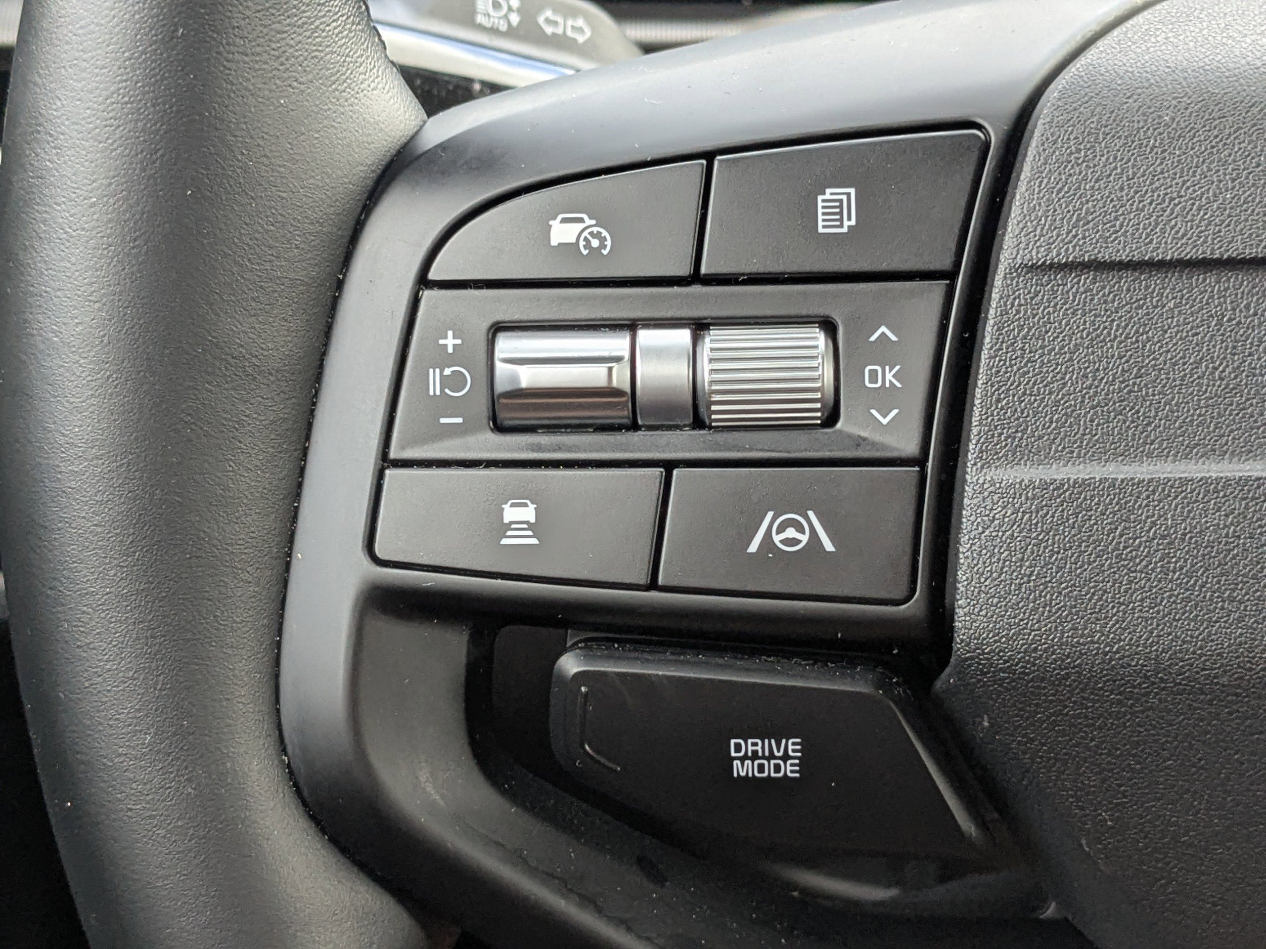 Used 2026 Kia Sportage EX image 31