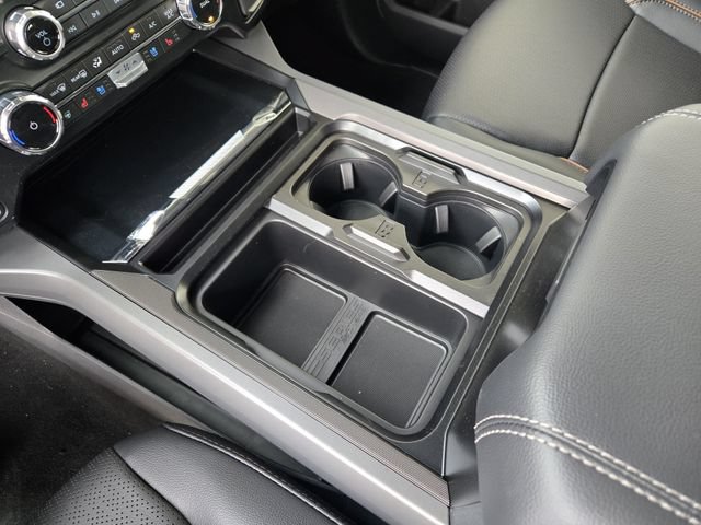 New 2026 Ford F250 Lariat w/ Black Appearance Package AWD/4WD image 16