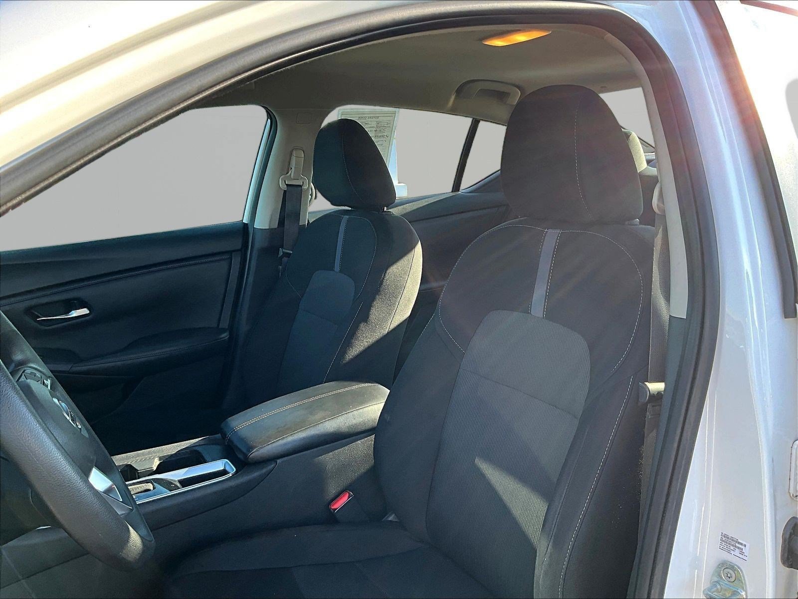 Used 2023 Nissan Sentra SV FWD image 21