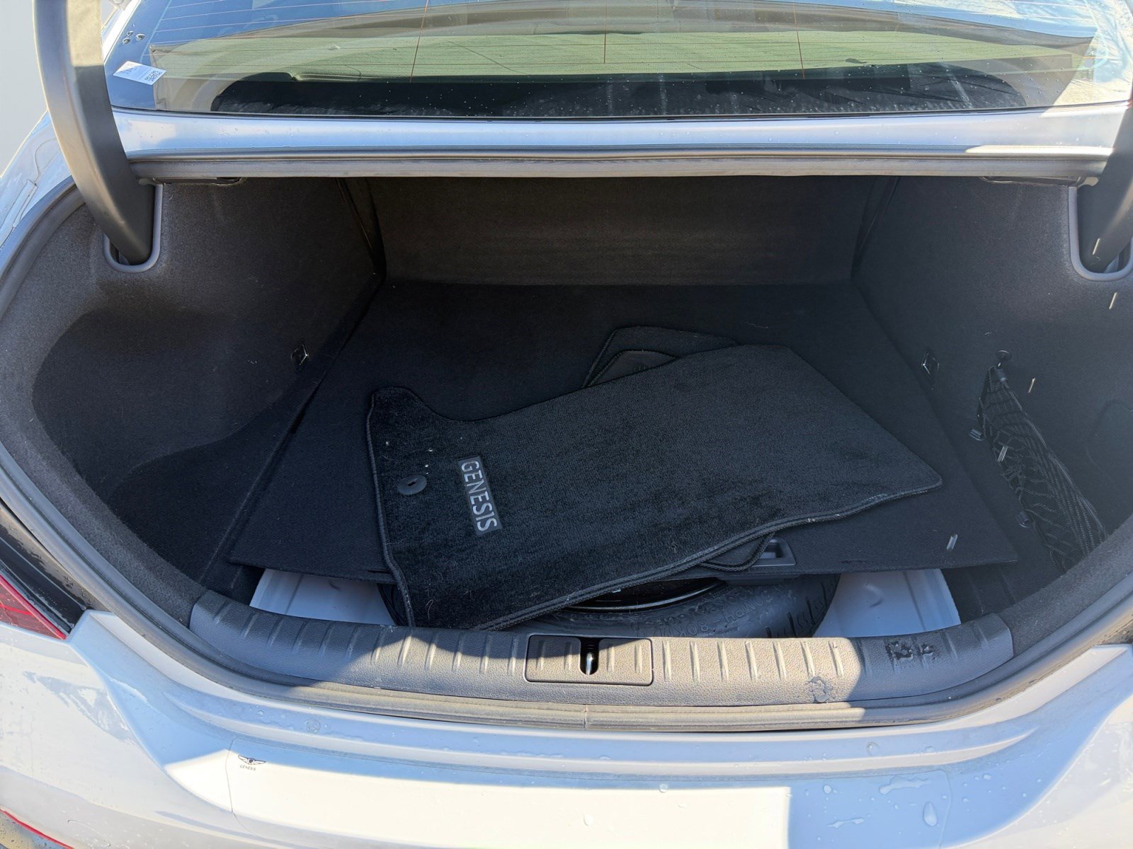 Used 2023 Genesis G70 2.0T image 16