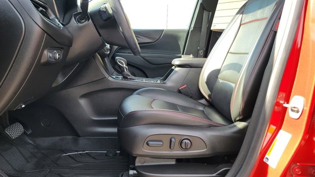 Used 2022 Chevrolet Equinox RS w/ RS Leather Package image 18