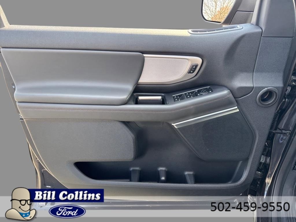 New 2025 Ford Expedition Max Active image 16