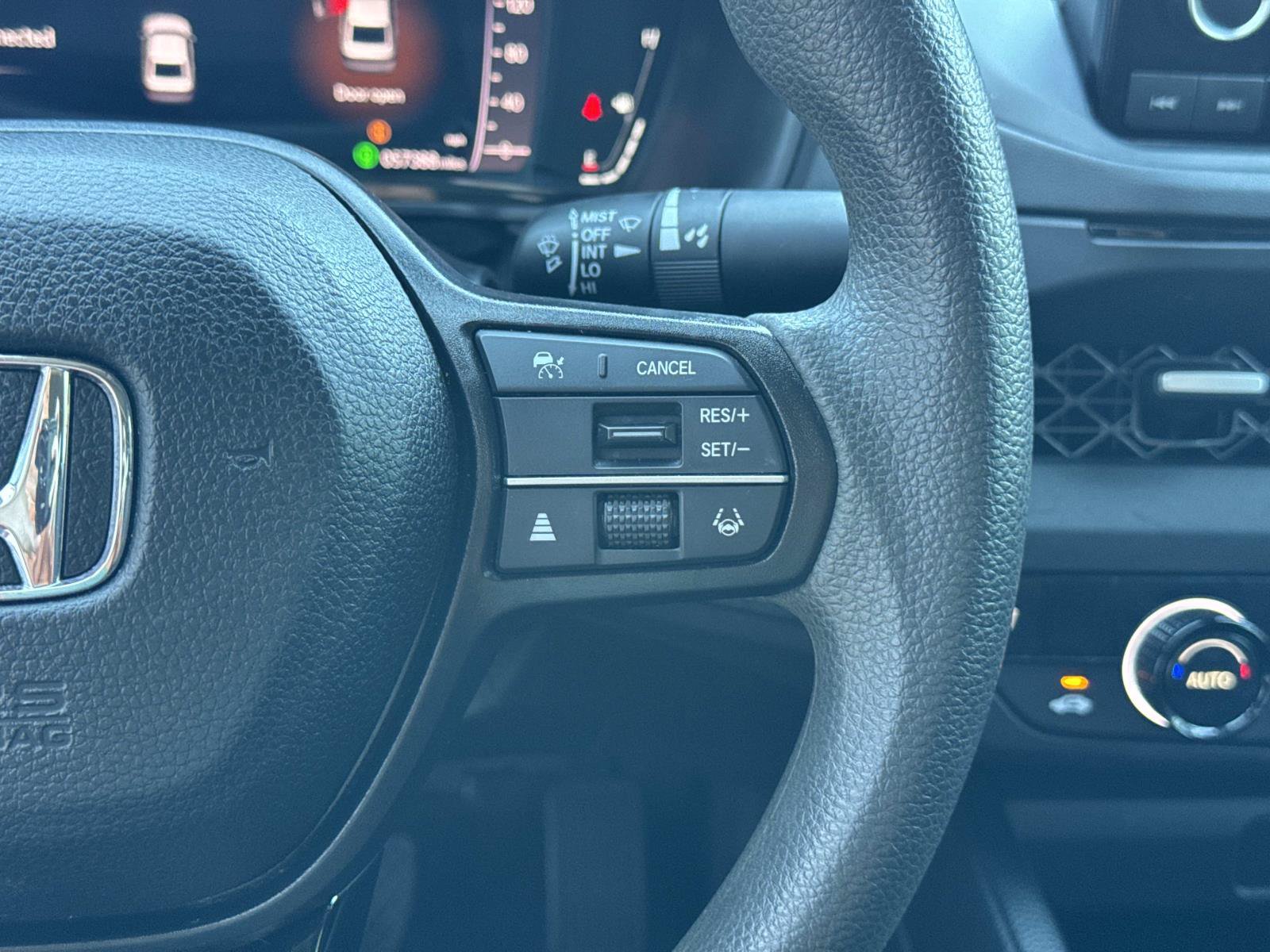 Used 2023 Honda Accord EX image 29