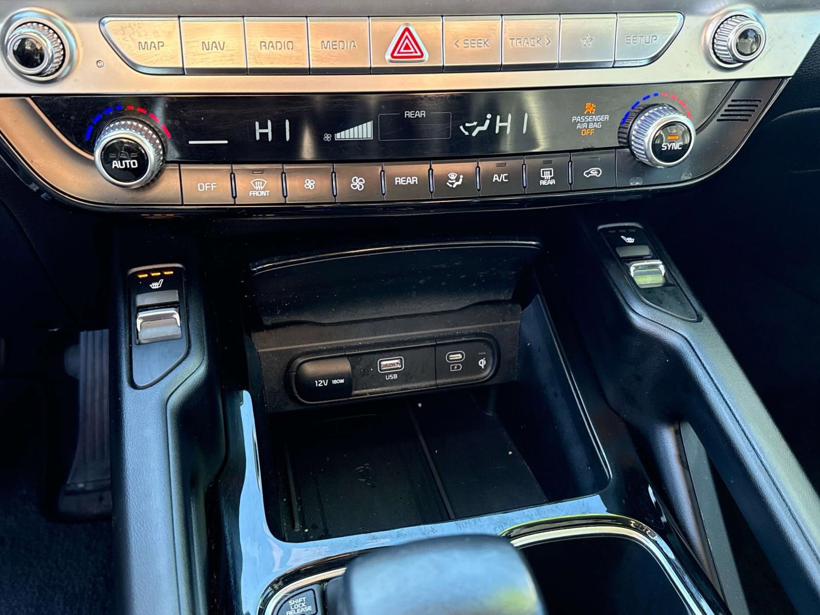 Used 2024 Kia Telluride S image 18