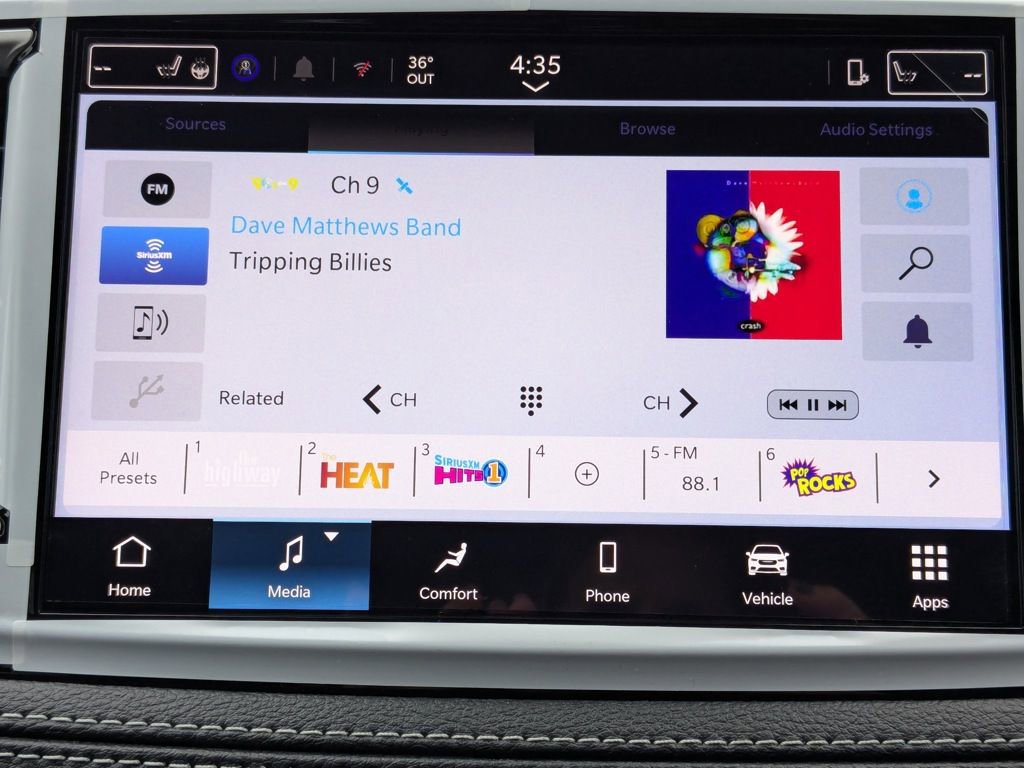 New 2025 Chrysler Pacifica Select image 8