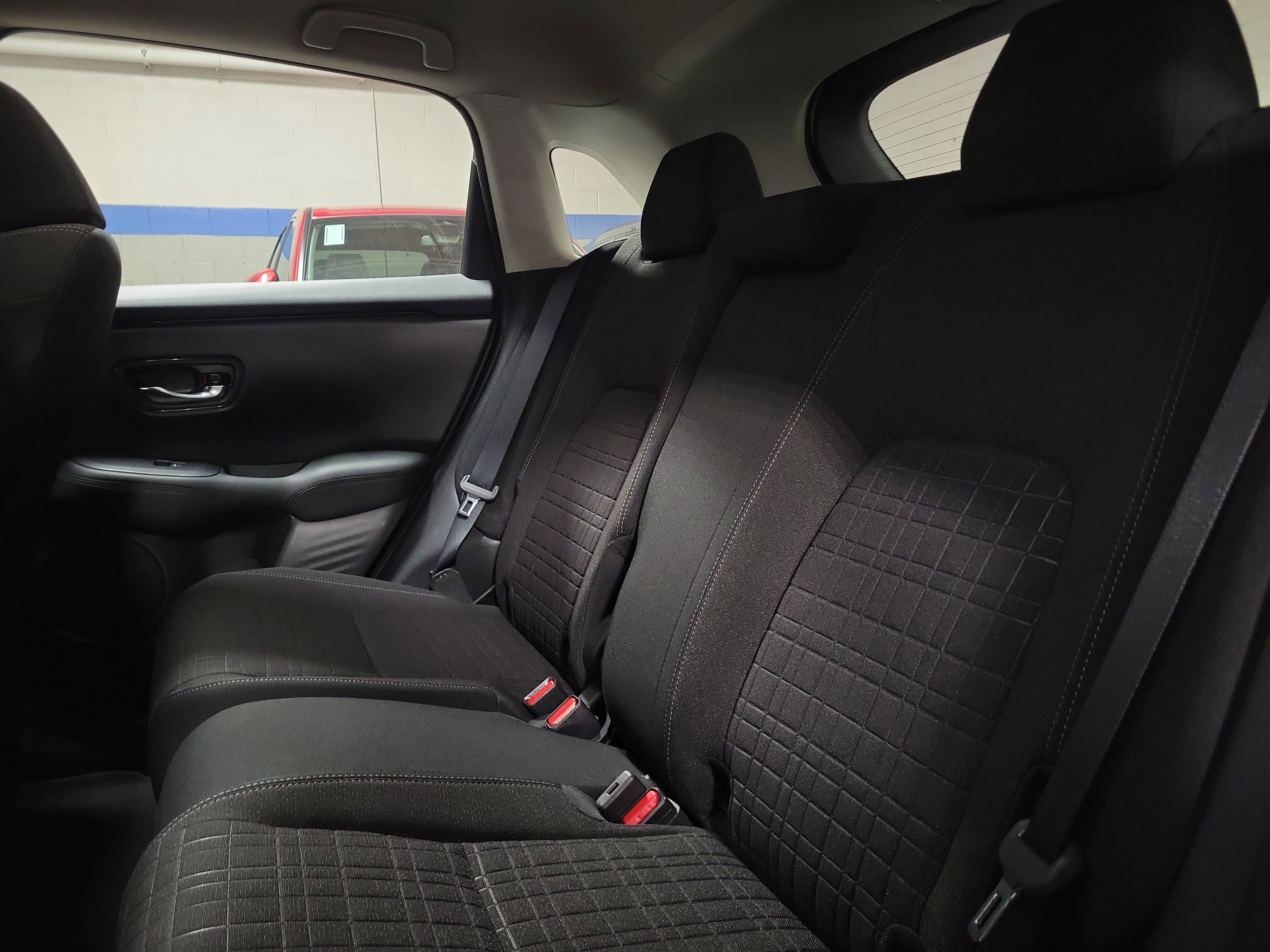 Certified 2023 Honda HR-V LX image 10