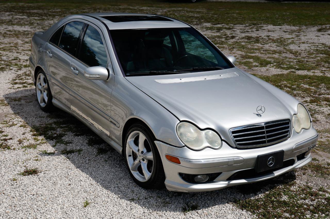 Used 2005 Mercedes-Benz C 230 Sedan image 15