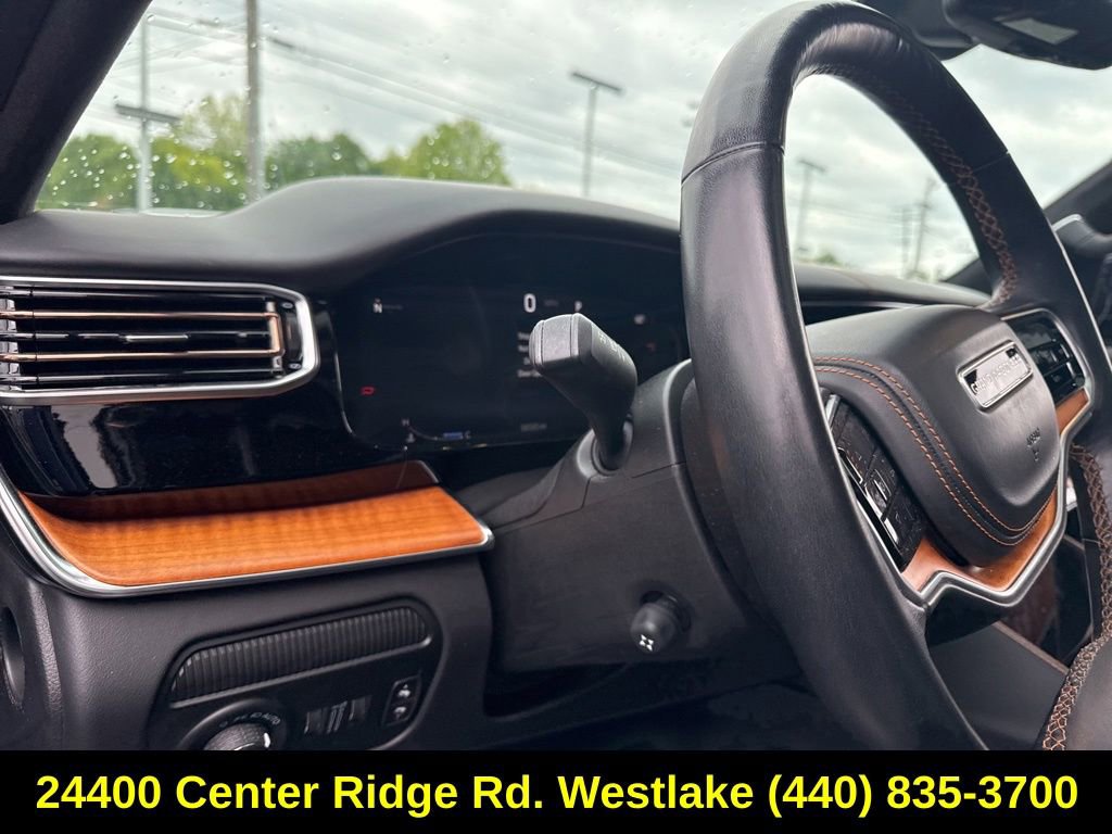 Used 2022 Jeep Grand Wagoneer Series III AWD/4WD image 18