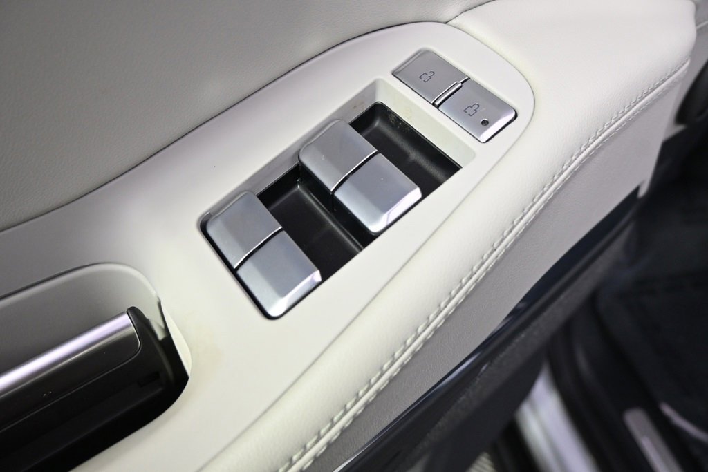 New 2026 Lincoln Navigator Reserve w/ Jet Appearance Package image 24