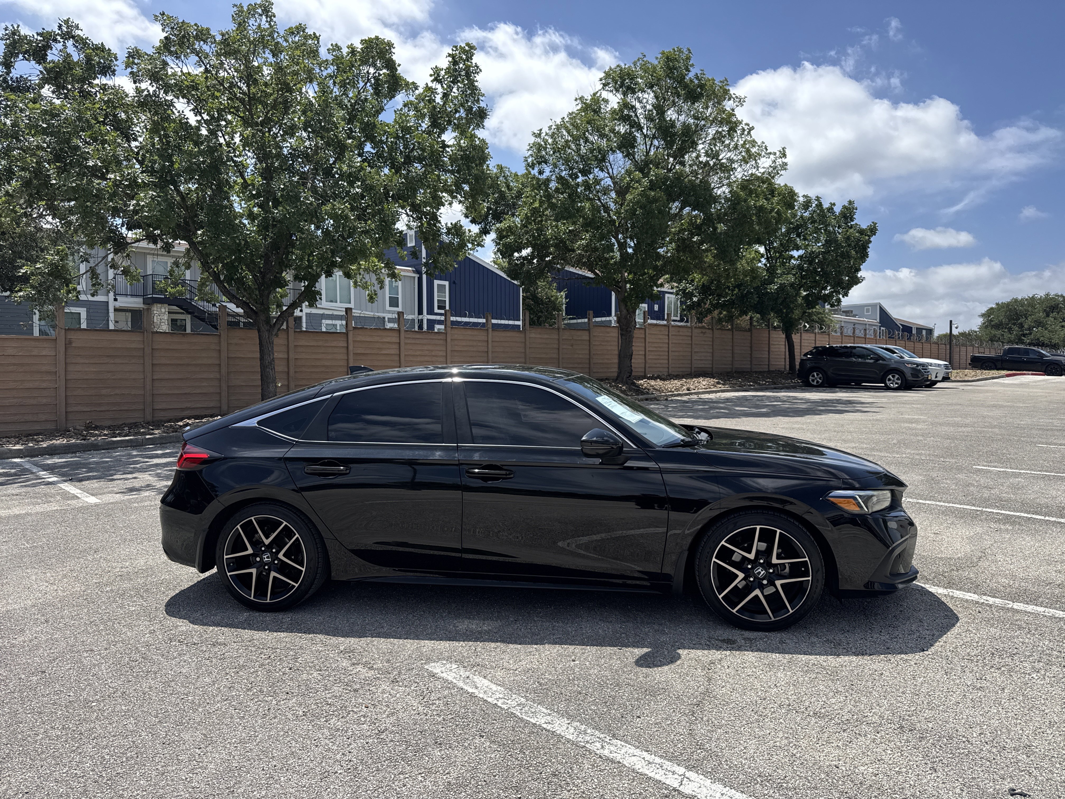Used 2022 Honda Civic Sport Touring image 3