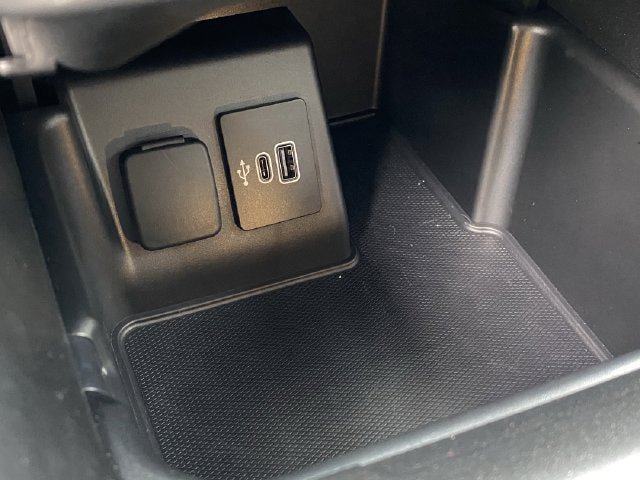 Certified 2025 Ford Explorer Active AWD/4WD image 29