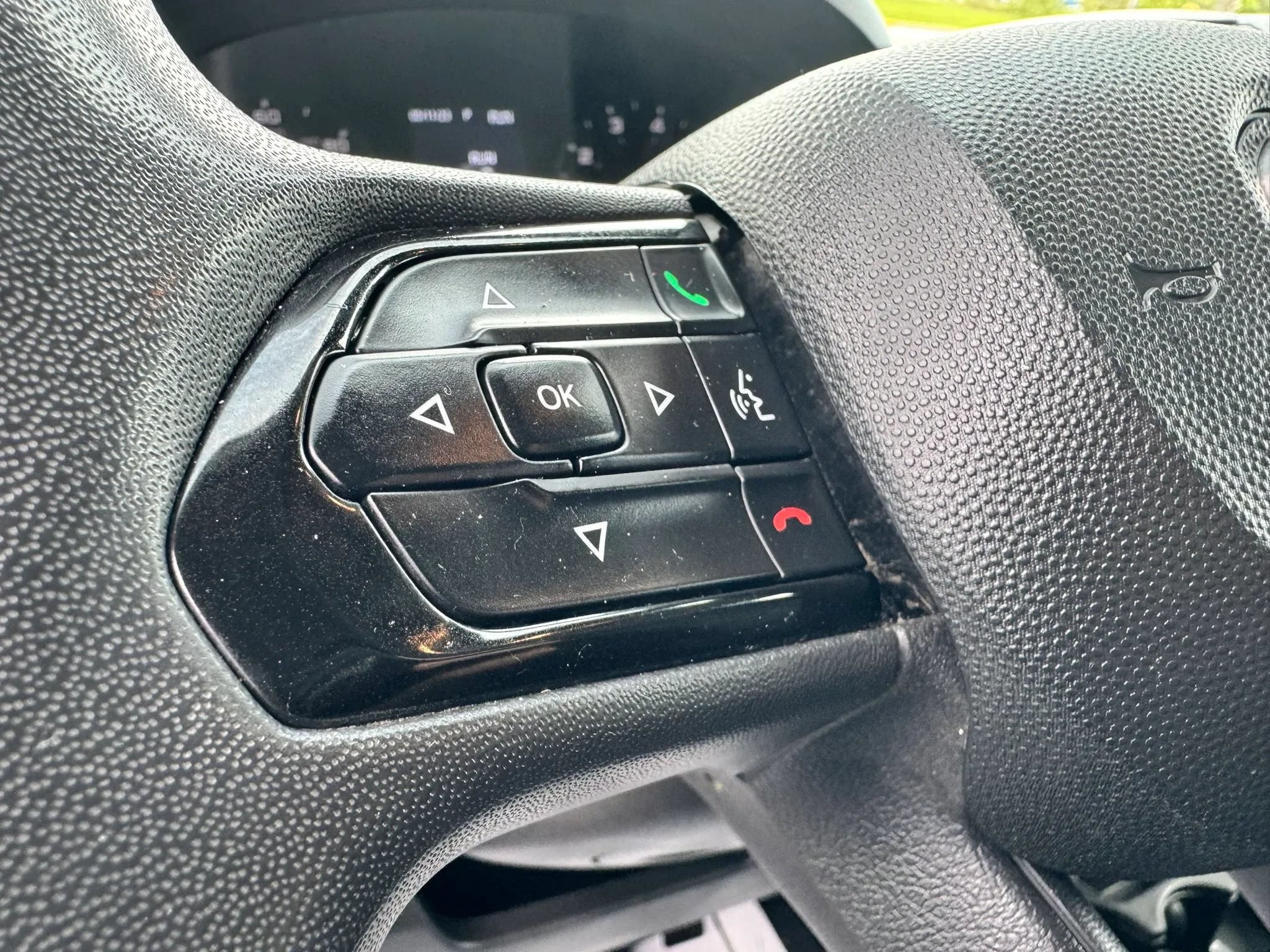 Used 2025 RAM ProMaster 2500 w/ Convenience Group FWD image 16