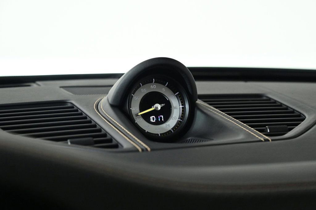 Used 2025 Porsche 911 GT3 image 27