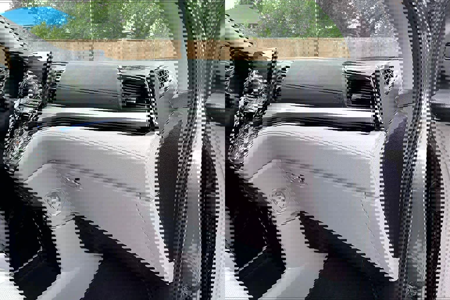 Used 2019 Honda Odyssey Elite image 18