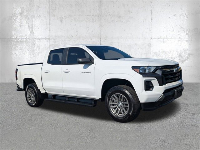 Certified 2023 Chevrolet Colorado LT image 2