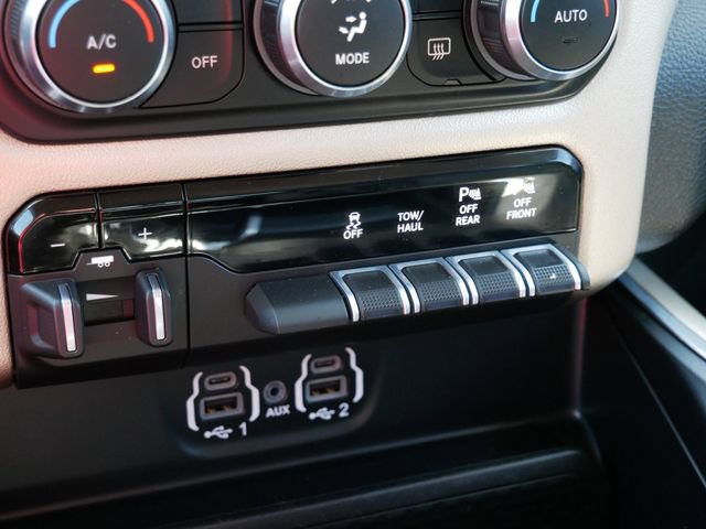 Used 2022 RAM 1500 Laramie AWD/4WD image 21