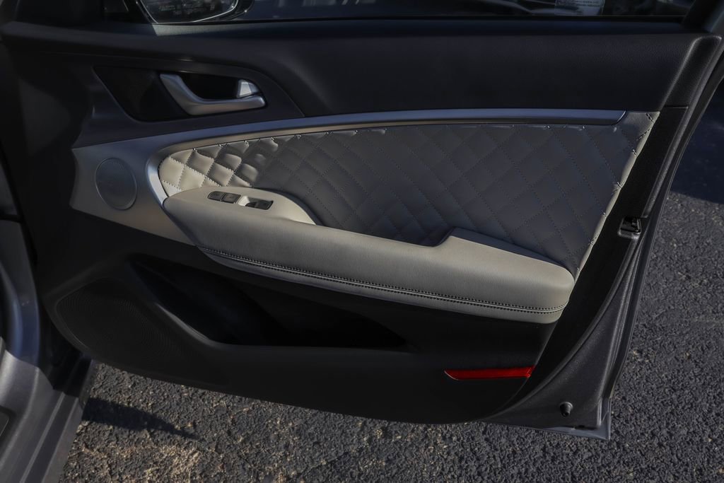 Used 2025 Genesis G70 3.3T Advanced w/ Sport Prestige Package image 44