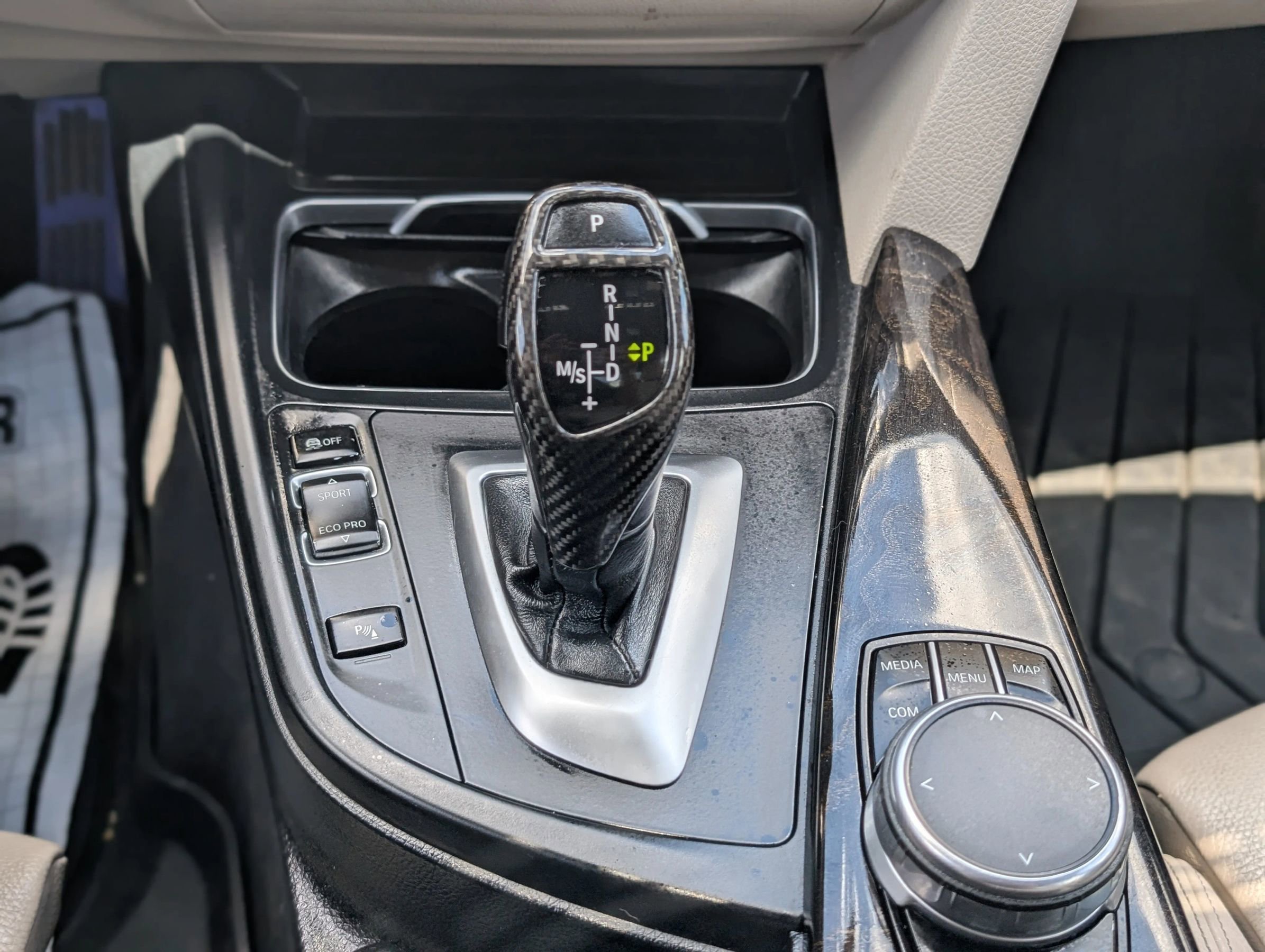 Used 2017 BMW 330i Sedan image 25