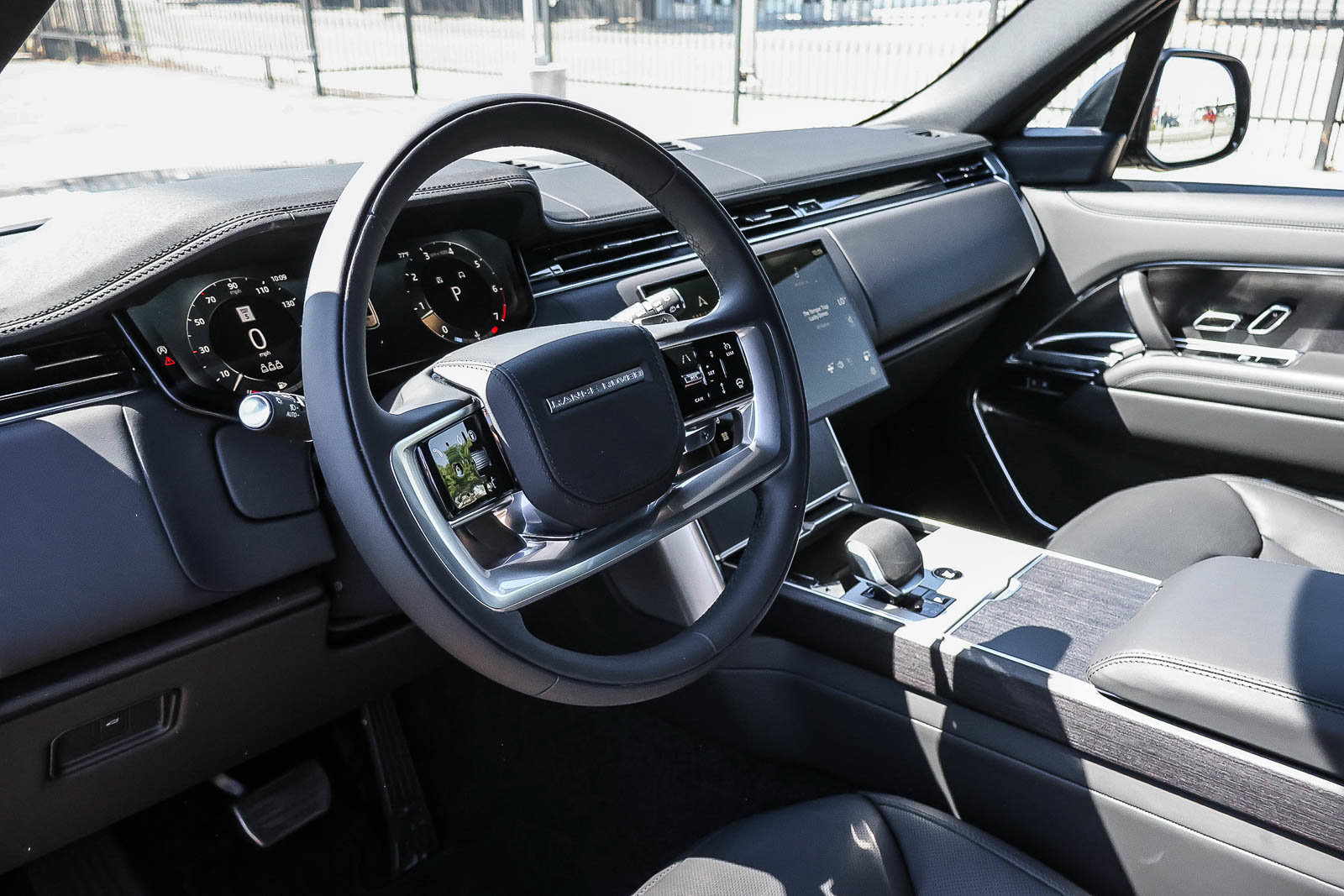 New 2026 Land Rover Range Rover SE AWD/4WD image 28