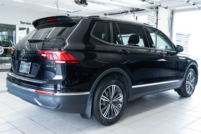 Used 2024 Volkswagen Tiguan Wolfsburg Edition image 6