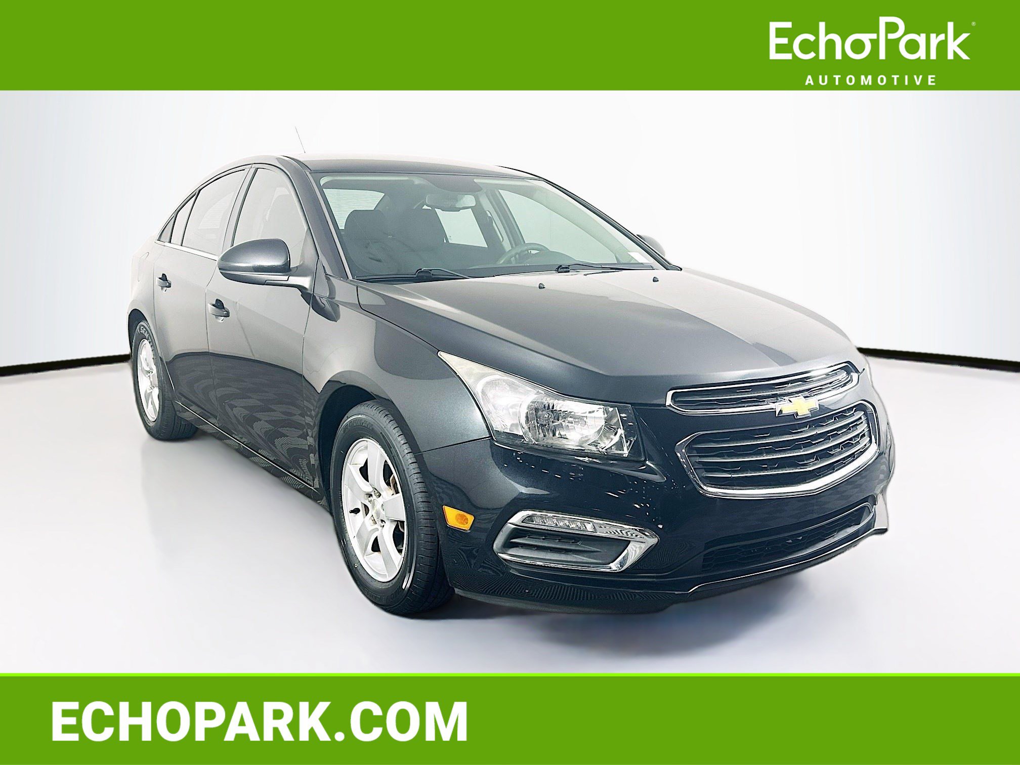 Used 2016 Chevrolet Cruze LT w/ Technology Package FWD image 1