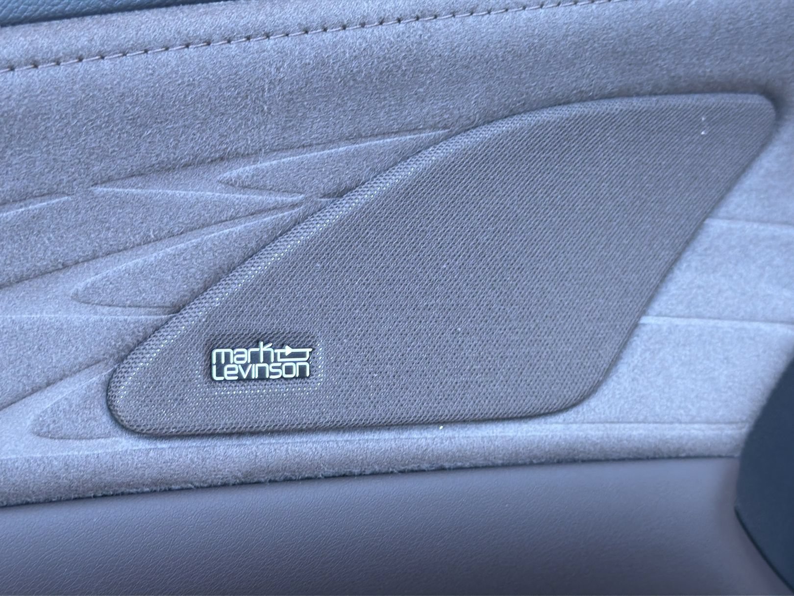 Used 2023 Lexus RX 350 FWD w/ Accessory Package image 10