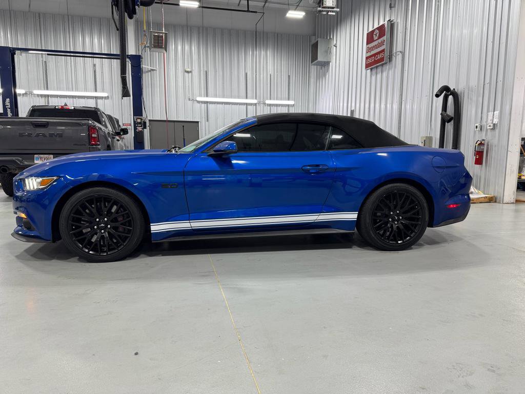 Used 2017 Ford Mustang GT Premium w/ GT Performance Package image 41