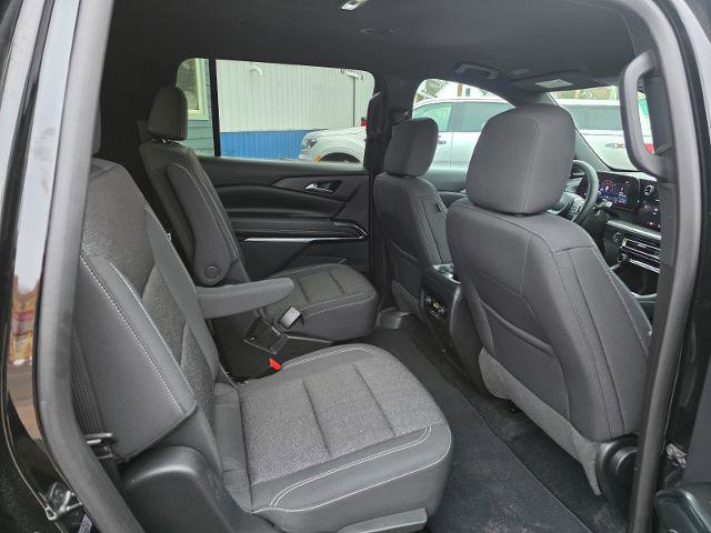 Used 2024 Chevrolet Traverse LT w/ Trailering Package image 13