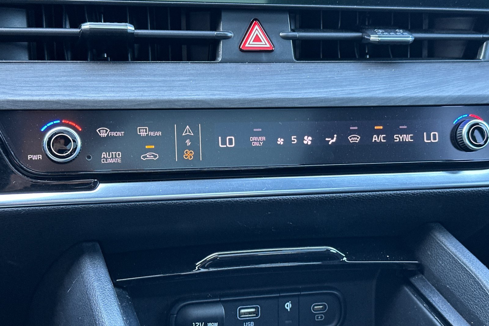 Certified 2023 Kia Sportage X-Line Prestige AWD/4WD image 18